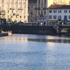 https://appartamento-navigli-milan-20144.it-lombardy.com