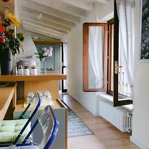 https://attico-dellartista.it-lombardy.com
